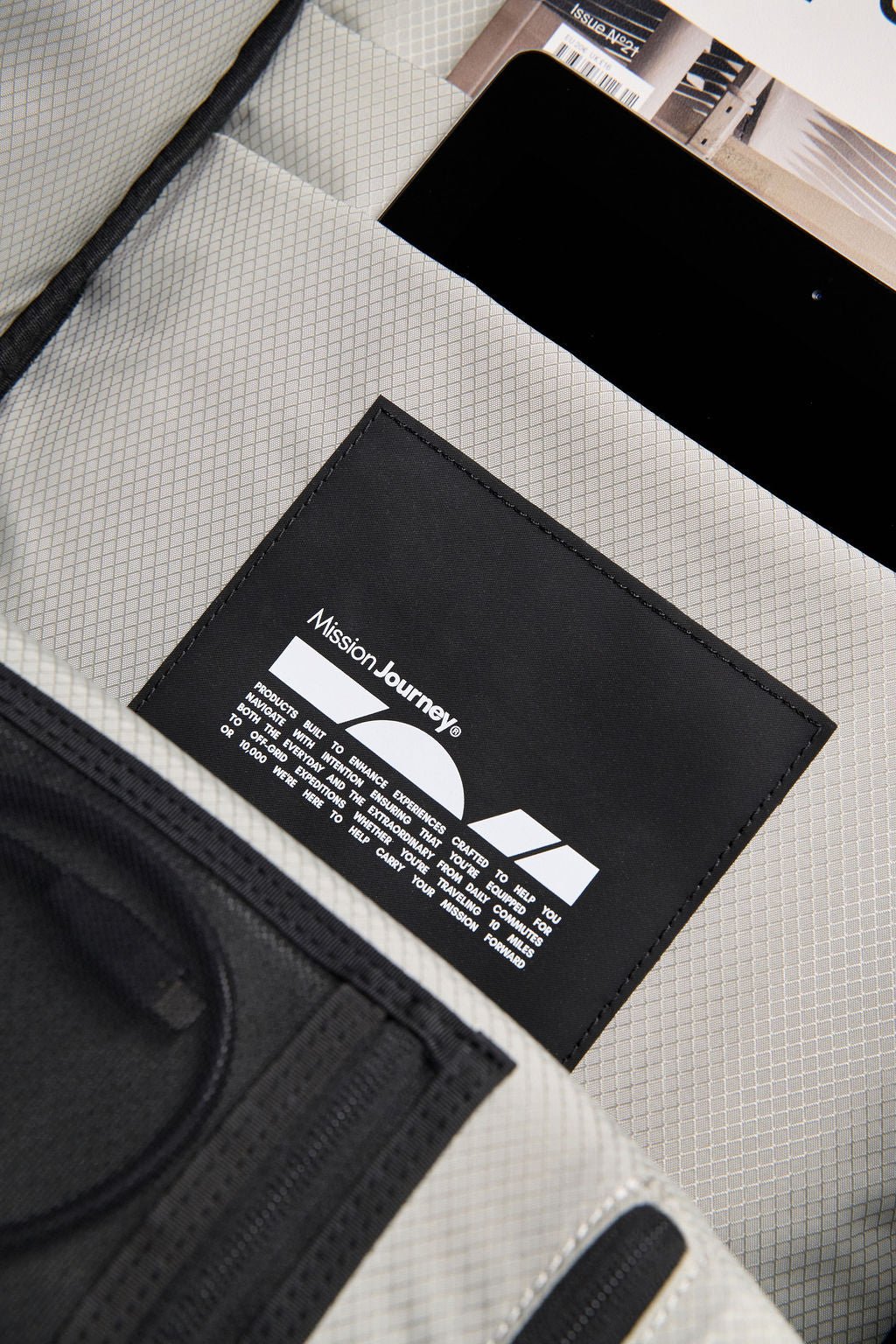 3064™ Daypack 22L - Three Peaks GBR