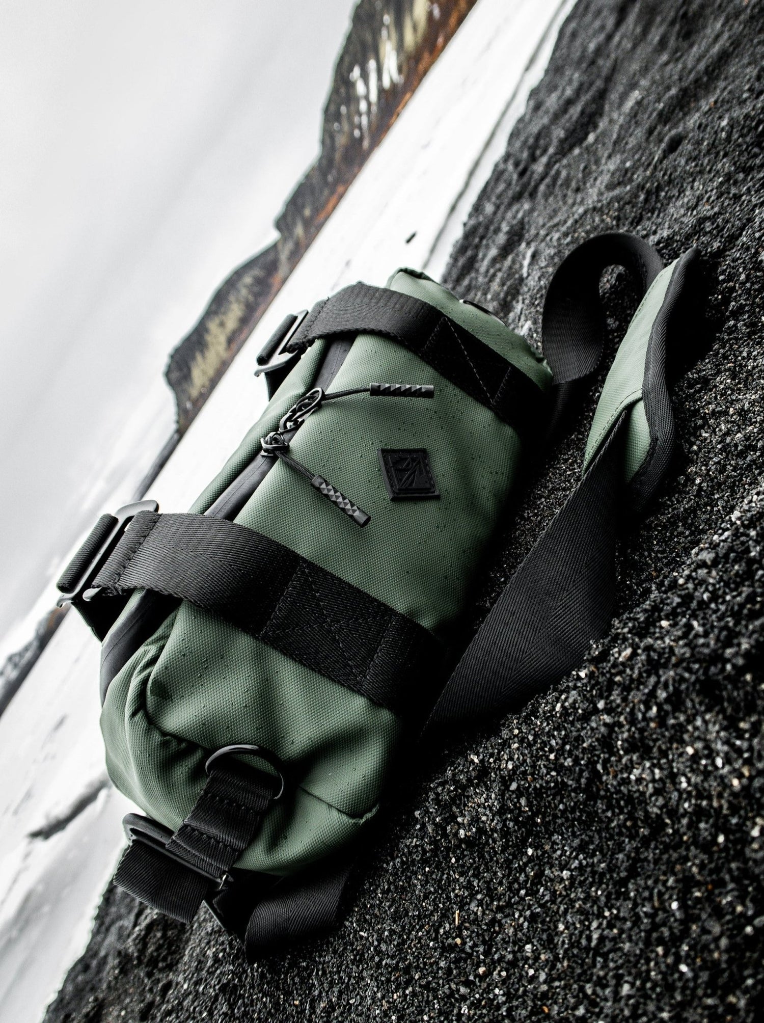 Nomad Crossbody Sling 4L - Three Peaks GBR