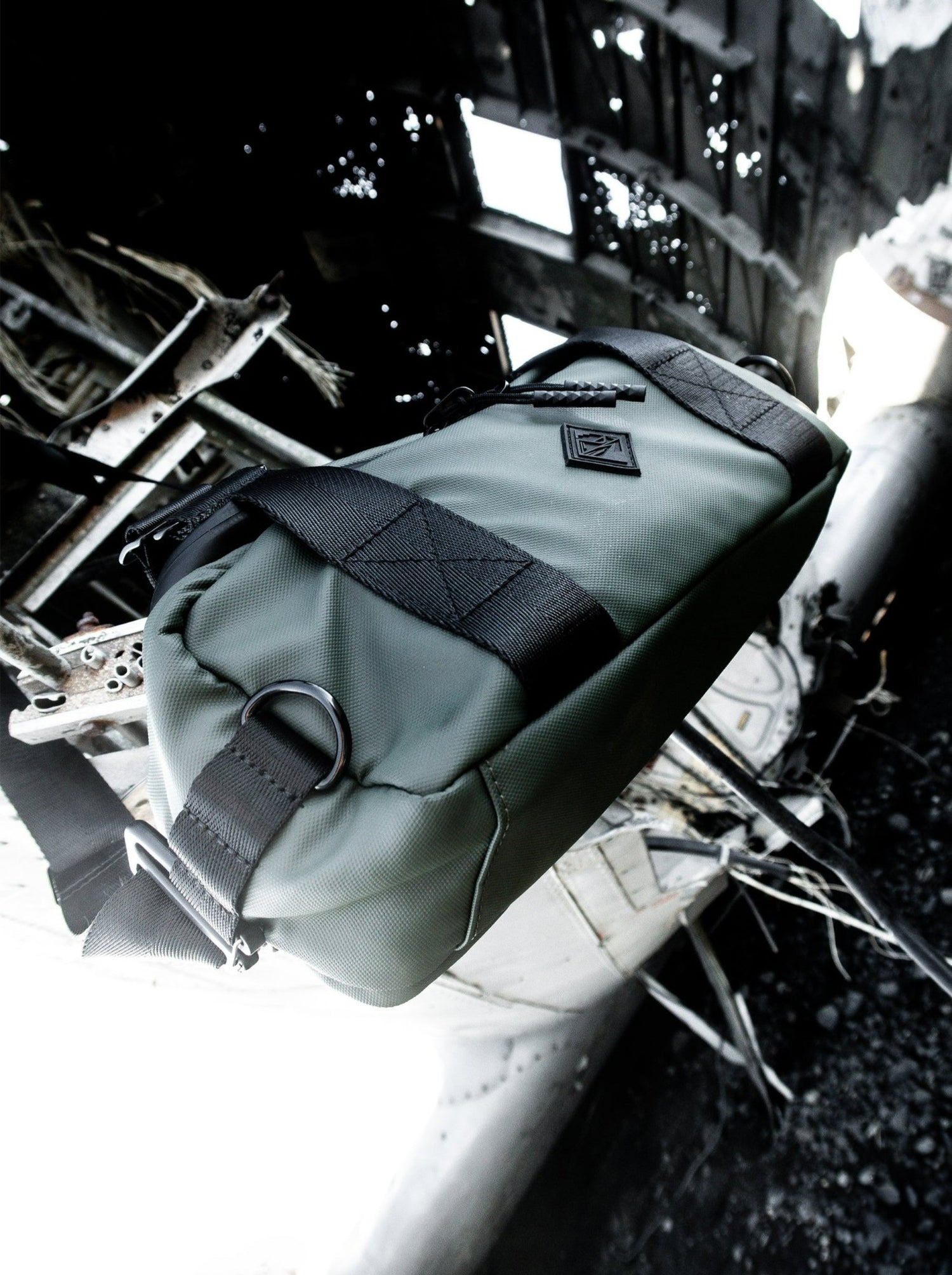 Nomad Crossbody Sling 4L - Three Peaks GBR