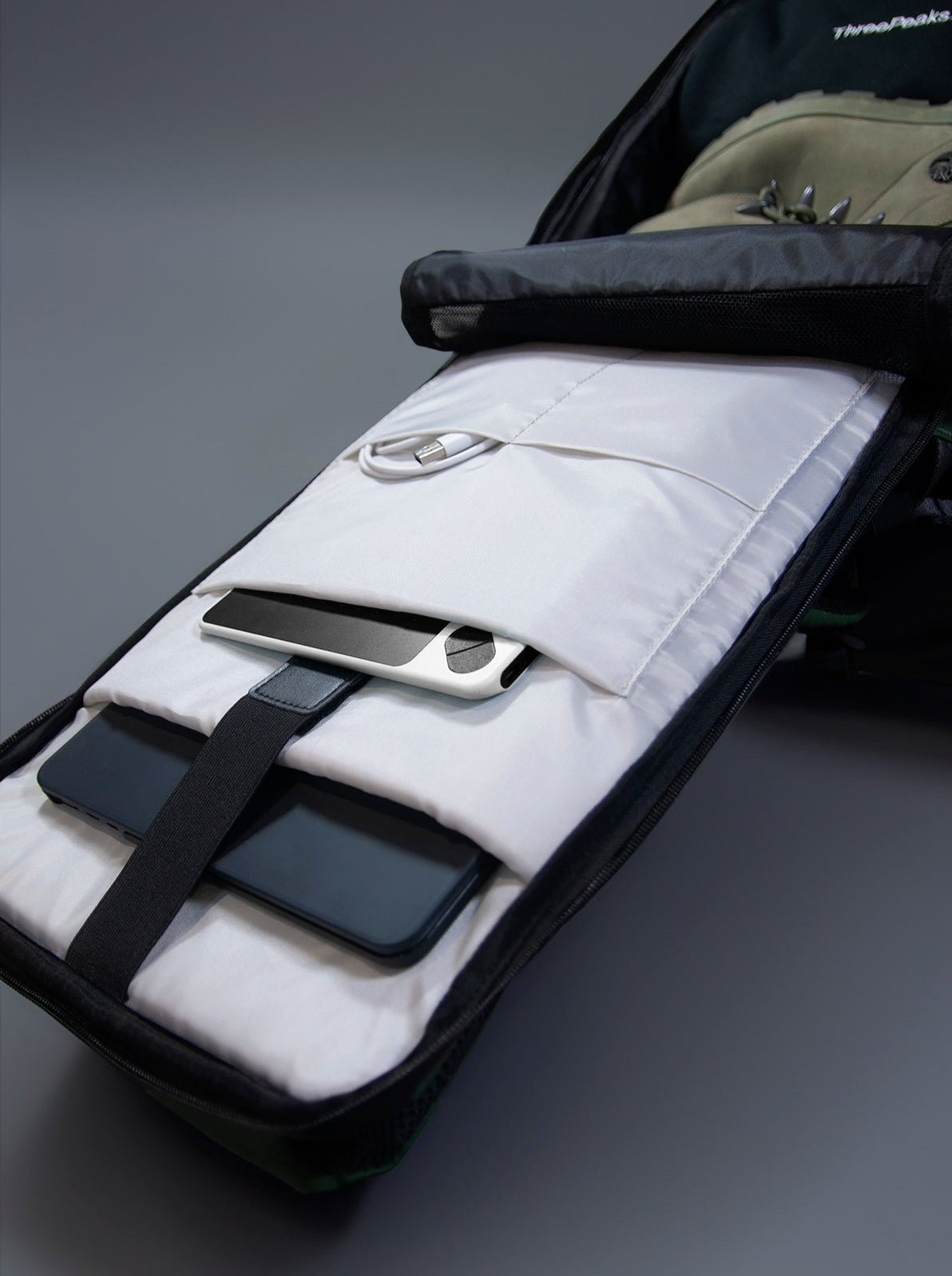 SET 4 - NOMAD 42L + SLING 4L - Three Peaks GBR