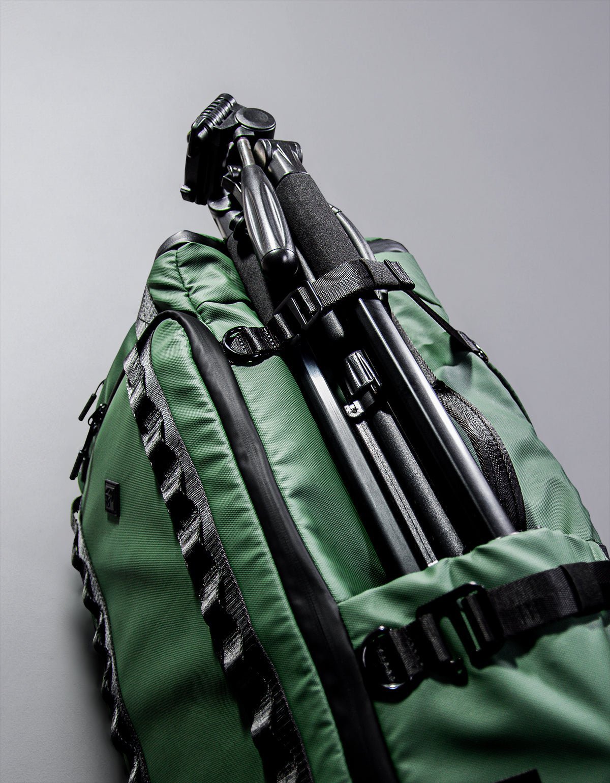 SET 7 - NOMAD 42L + PACKER 8L + PACKER 16L + WASH 4L - Three Peaks GBR