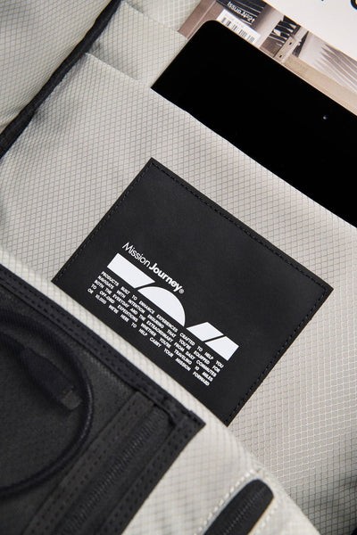 3064™ Daypack 22L - Three Peaks GBR
