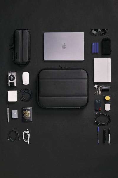3064™ Laptop Messenger 18"