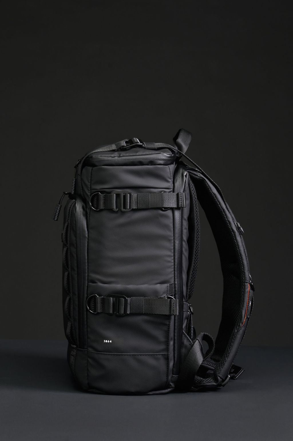 Reizen / Onder de stoel 18L