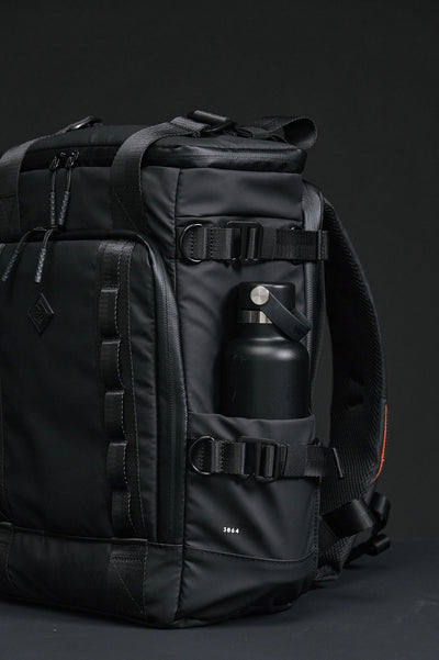 Reizen / Onder de stoel 18L