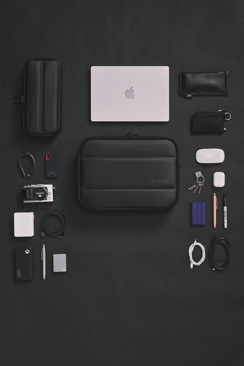 3064™ Laptop Messenger 16"