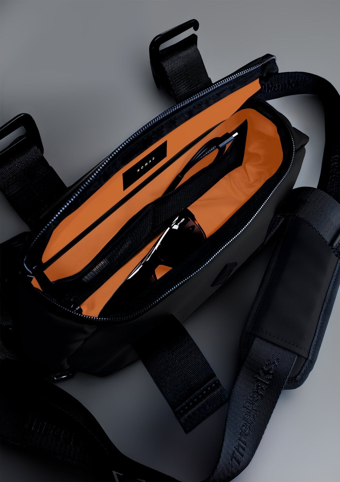 SET 6 - NOMAD 30L + SLING 4L + PACKER 8L + WASH 4L - Three Peaks GBR